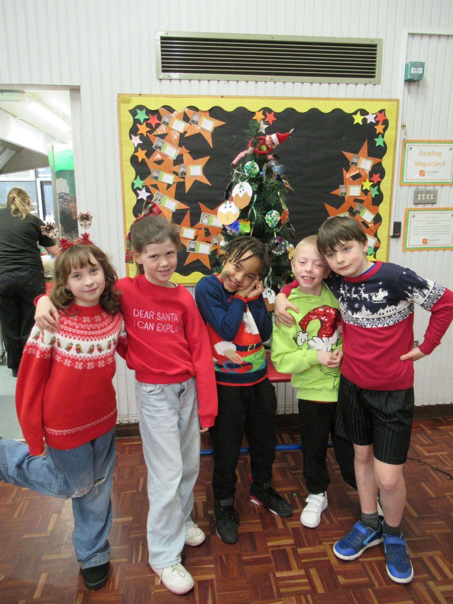 Year 4 in their Christmas Jumpers